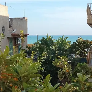 appartamento-sirene.sicilyhotelsitaly.net/